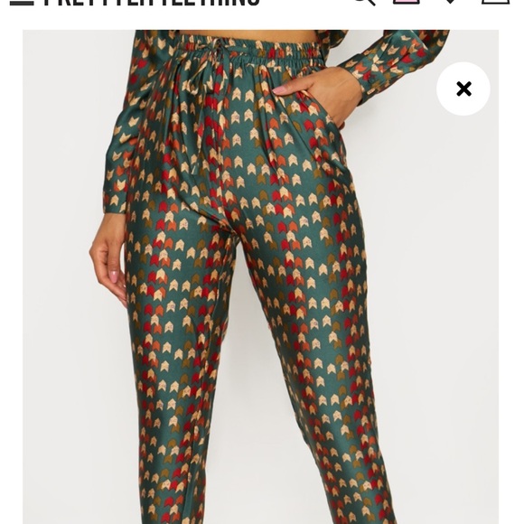 Prettylittlething size 12 Green Chevron Print Cigarette Pants - Picture 2 of 6